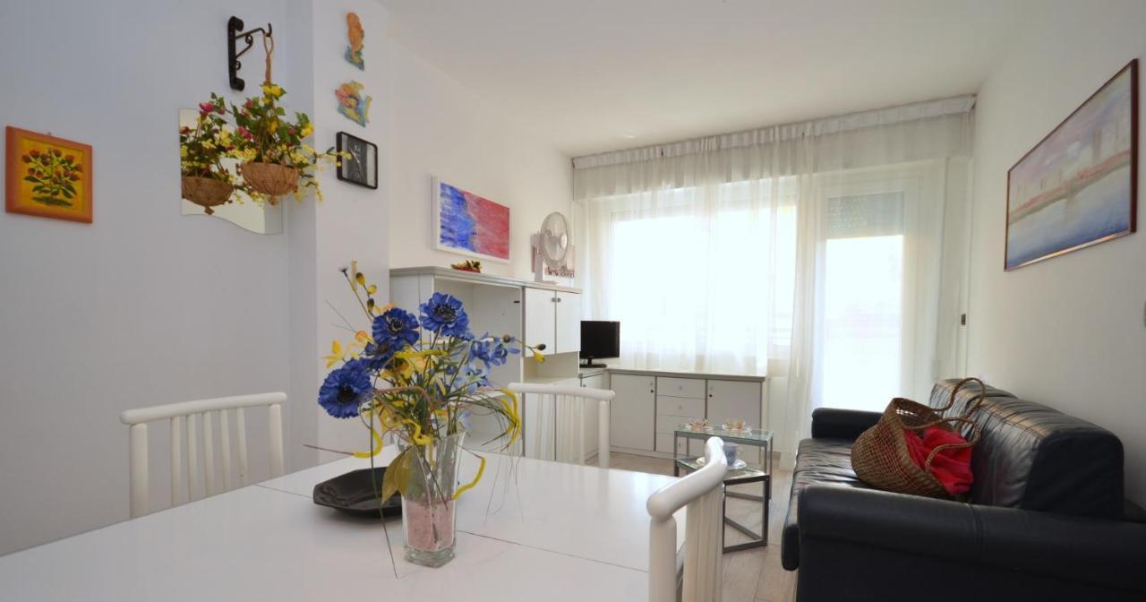 Apartamento Residenza Alisei Lignano Sabbiadoro Exterior foto
